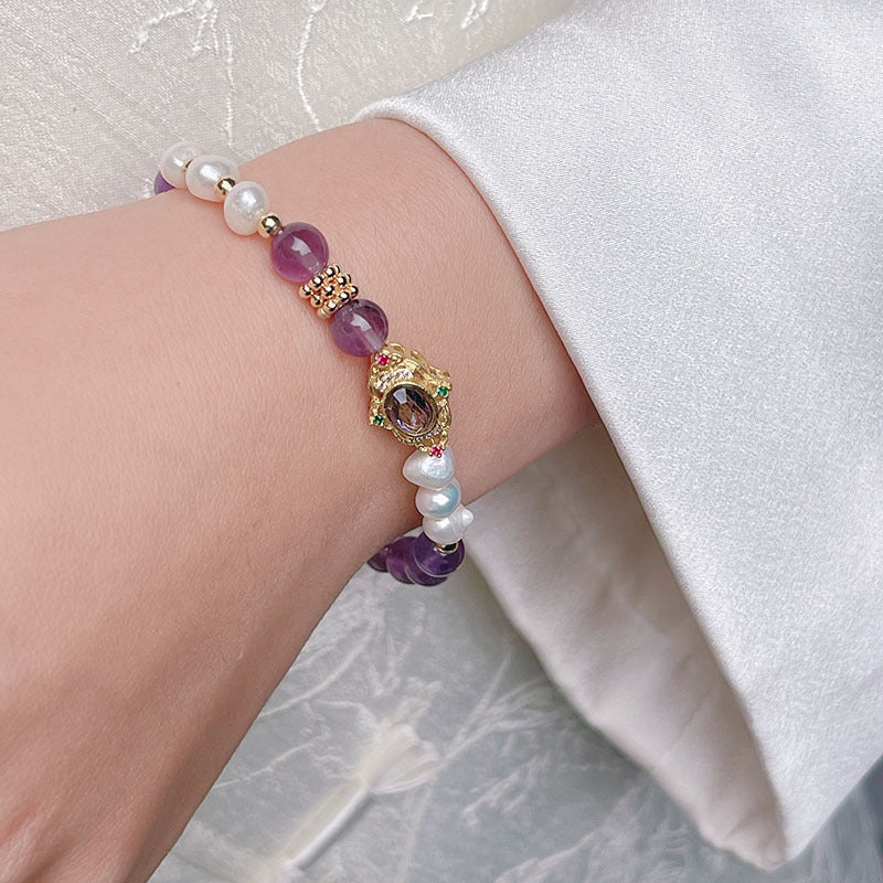 Simple and Luxe Pearl Bracelet with Small Colorful Gems