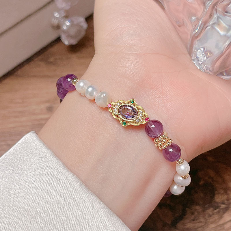 Simple and Luxe Pearl Bracelet with Small Colorful Gems